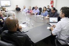 Salvaro-reúne-secretários-e-discute-estratégias-após-temporal-Foto-de-Jhulian-Pereira-3