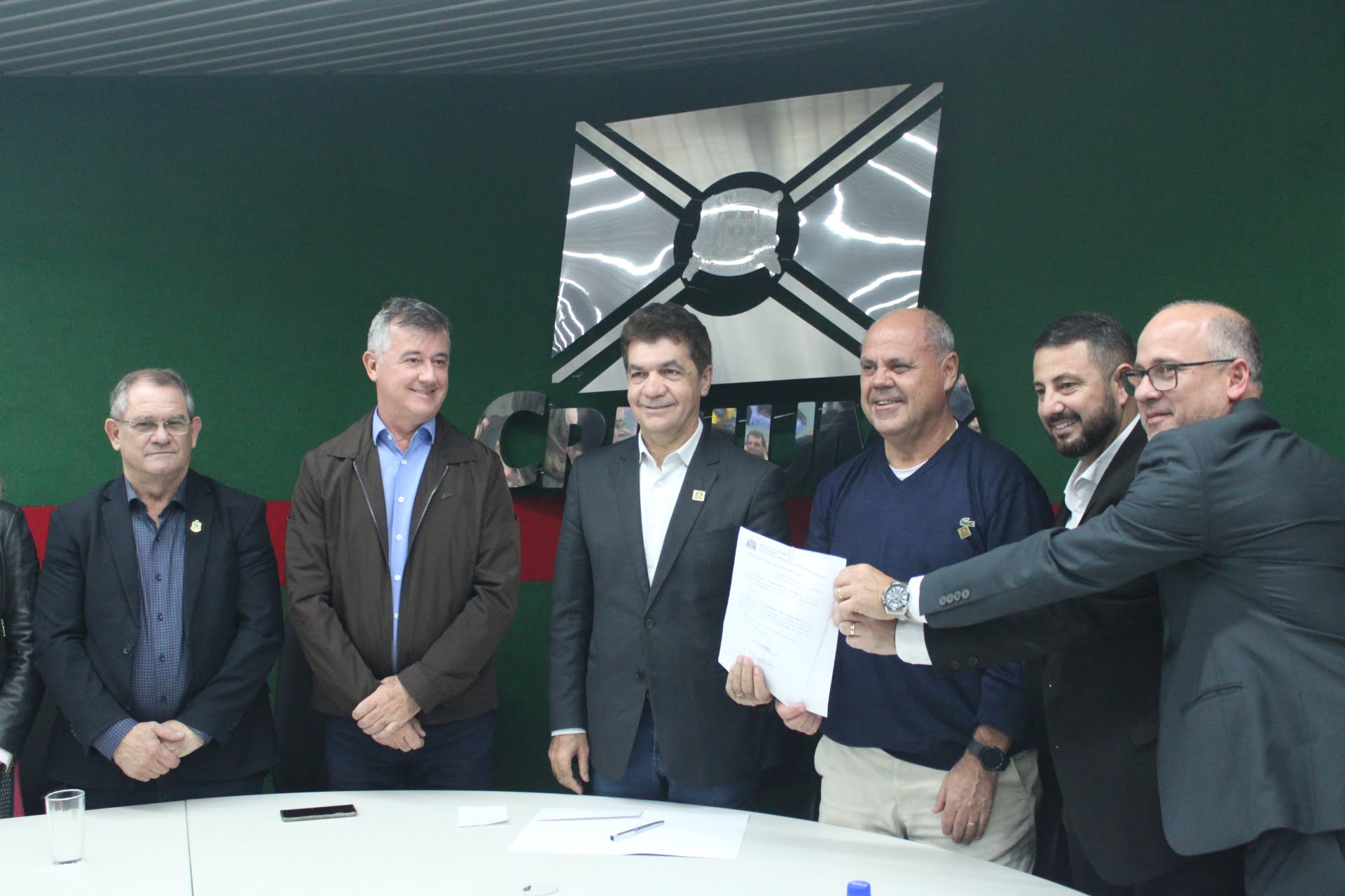 Martinho Mrotskoski Neto assume presidência da FME de Criciúma