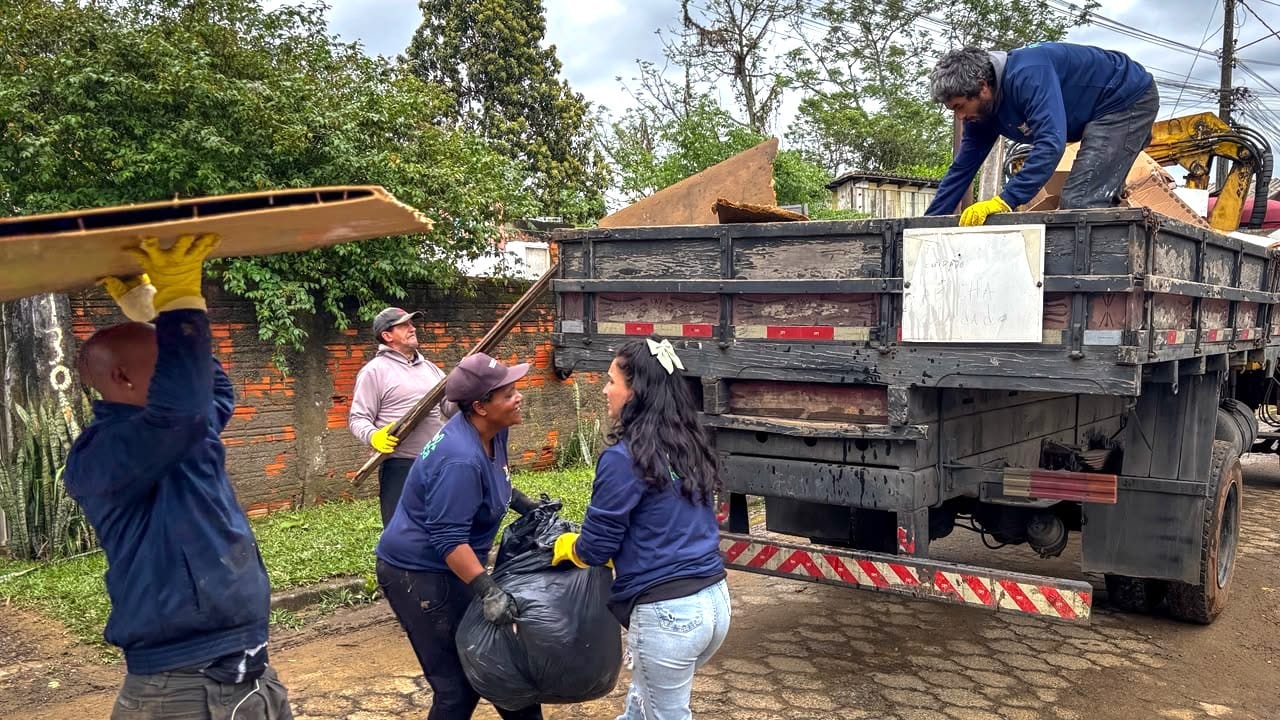 Prefeitura de Criciúma realiza atendimentos, limpeza e reparos em locais mais afetados pela chuva